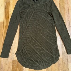 Cupio Olive Green Sweater